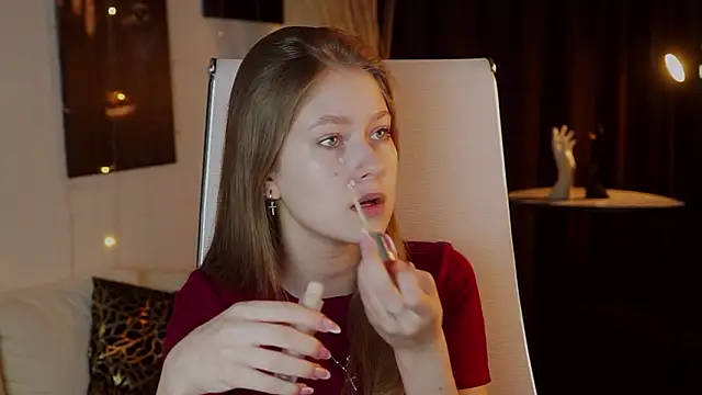 Snapshot of EveMundie chatting on 20, 3, 2026 EveMundie online show from 20, 3, 2026