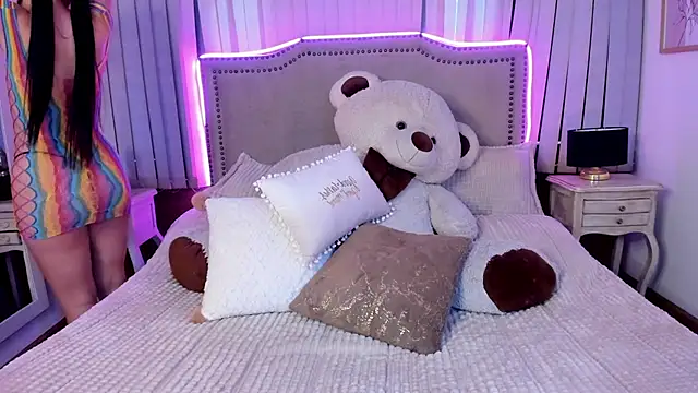 Ivanna West online show from 6, 3, 2025