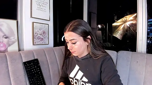 Ivanna West online show from 7, 7, 2026
