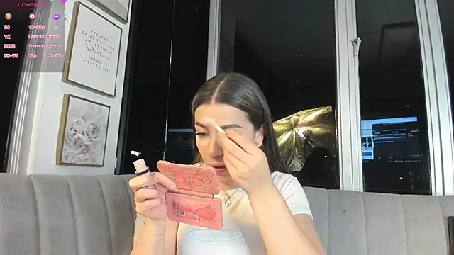 Ivanna West online show from 5, 8, 2026