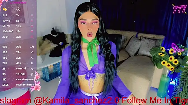 Snapshot of cherry_crushx chatting on 10, 5, 2026 cherry crushx online show from 10, 5, 2026