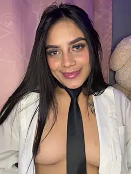 Emily sharlot online show from 25, 4, 2026