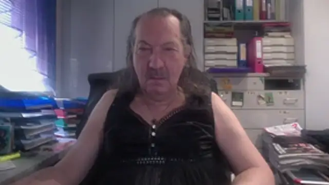 Snapshot of HMStraps01 chatting on 25, 2, 2026 HMStraps01 online show from 25, 2, 2026