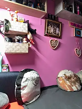 sexymelli18 online show from 24, 11, 2025