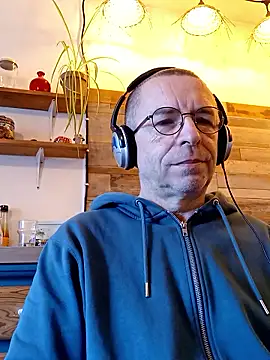 Xavspank2 online show from 6, 1, 2026