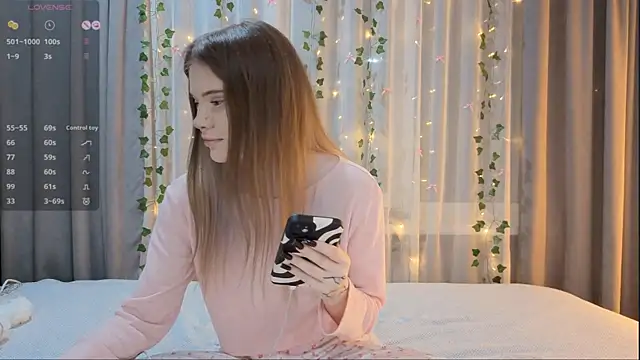 CarolinePepper online show from 11, 2, 2026