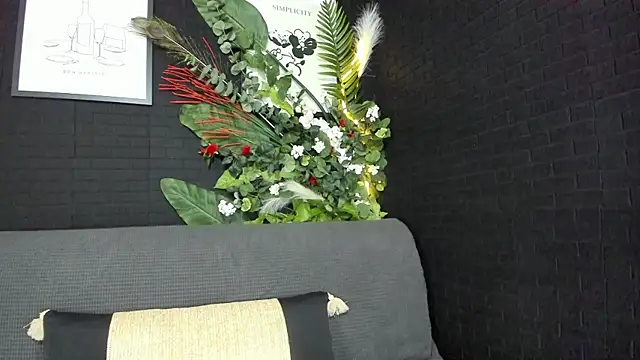 Snapshot of IngAdn chatting on 21, 2, 2025 IngAdn online show from 21, 2, 2025