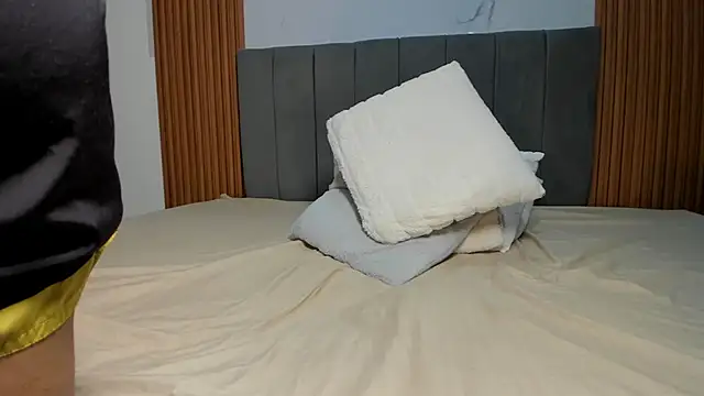 Rafa2004Cruz online show from 14, 10, 2025