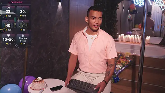 Rafa2004Cruz online show from 17, 6, 2026