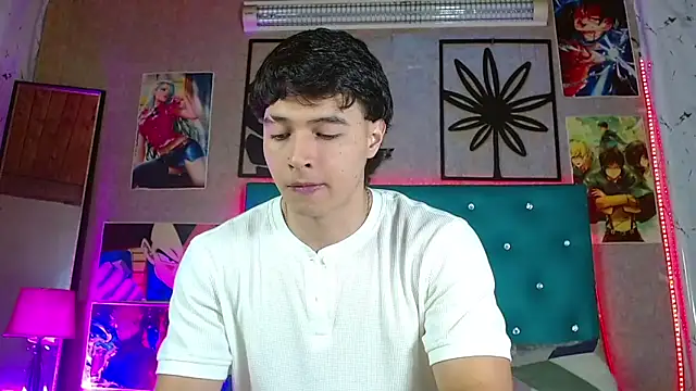 LiamAndrewzz online show from 30, 4, 2026