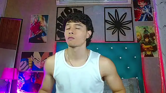 LiamAndrewzz online show from 30, 6, 2026