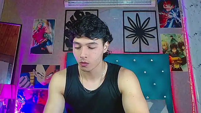 LiamAndrewzz online show from 21, 7, 2026
