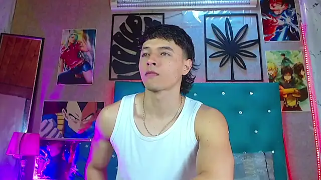 LiamAndrewzz online show from 28, 7, 2026