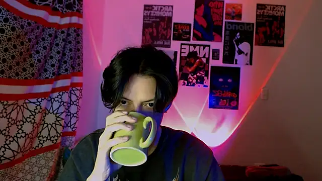 Snapshot of gunther_hda chatting on 25, 9, 2025 gunther hda online show from 25, 9, 2025