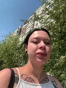 Snapshot of AlishaPrettyBlade chatting on 7, 6, 2026 AlishaPrettyBlade online show from 7, 6, 2026