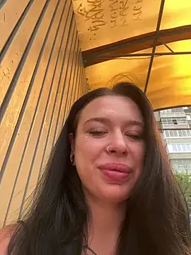 AlishaPrettyBlade online show from 25, 7, 2026