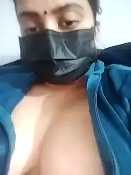 Snapshot of DesiLeela chatting on 19, 2, 2025 DesiLeela online show from 19, 2, 2025