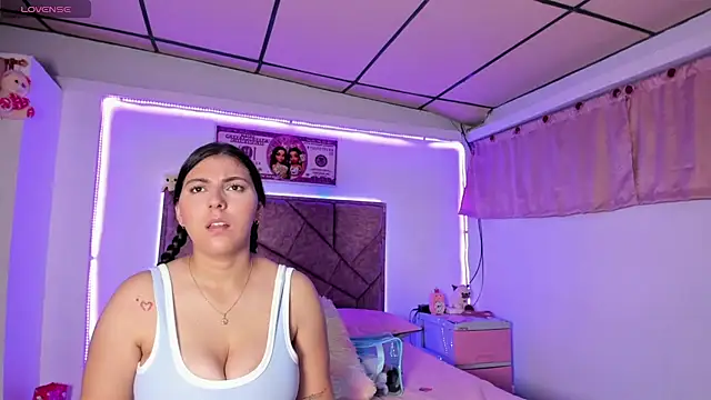 Snapshot of Cristal_Smith20 chatting on 27, 11, 2025 Cristal Smith20 online show from 27, 11, 2025