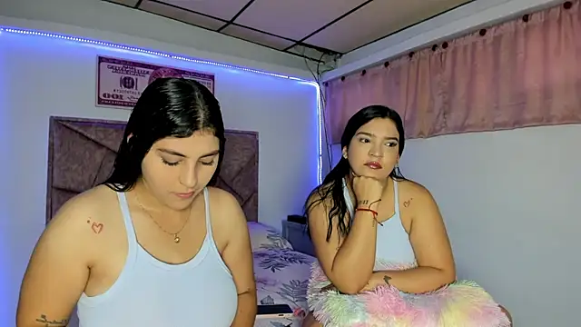 Snapshot of Cristal_Smith20 chatting on 19, 2, 2026 Cristal Smith20 online show from 19, 2, 2026