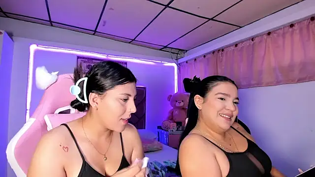 Snapshot of Cristal_Smith20 chatting on 16, 3, 2026 Cristal Smith20 online show from 16, 3, 2026