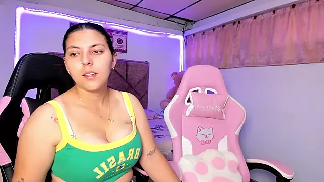 Cristal Smith20 online show from 29, 6, 2026