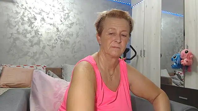 Snapshot of RosesandLillies chatting on 19, 7, 2026 RosesandLillies online show from 19, 7, 2026