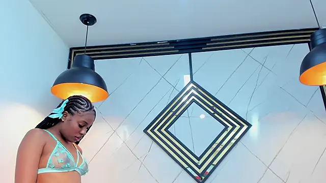 Snapshot of EmilyDiaaz chatting on 16, 3, 2025 EmilyDiaaz online show from 16, 3, 2025