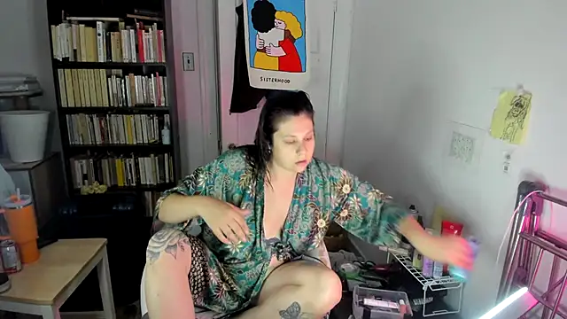 Rosiee69  online show from 5, 10, 2025