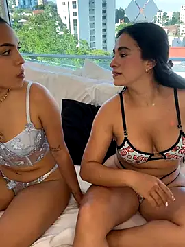 Snapshot of Alice_surprise chatting on 2, 10, 2025 Alice surprise online show from 2, 10, 2025