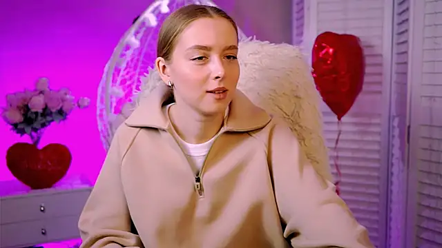 JenniferGraces online show from 25, 2, 2025