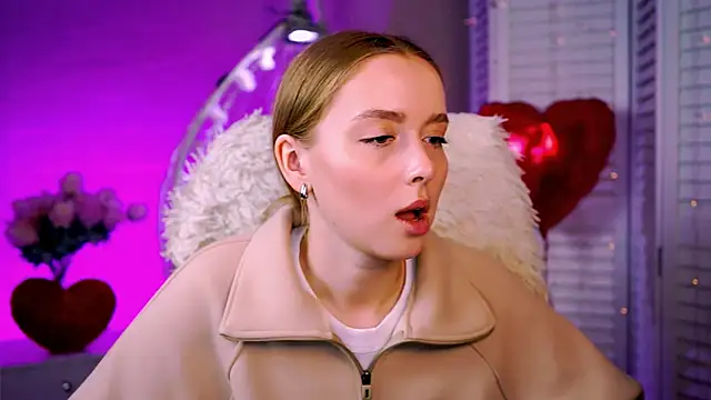 JenniferGraces online show from 25, 2, 2025