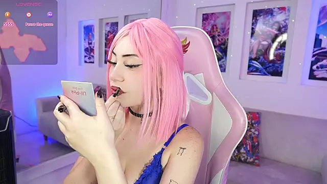 Snapshot of SaharaKramer chatting on 20, 3, 2025 SaharaKramer online show from 20, 3, 2025