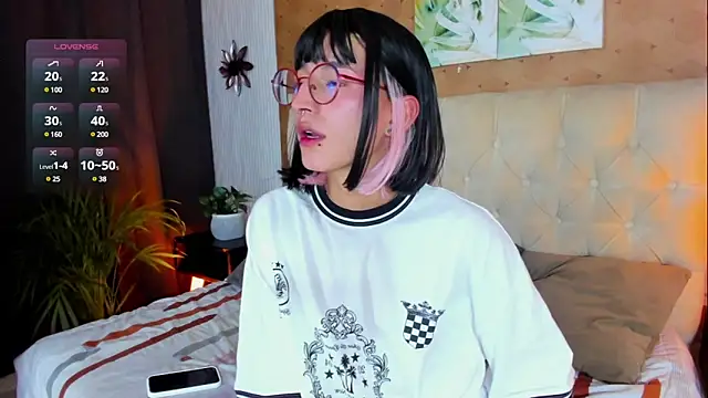 Snapshot of iiangel_ chatting on 8, 3, 2025 iiangel online show from 8, 3, 2025