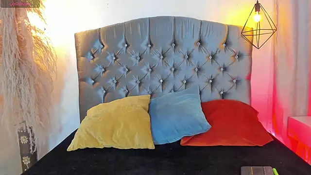 Snapshot of iiangel_ chatting on 21, 10, 2025 iiangel online show from 21, 10, 2025