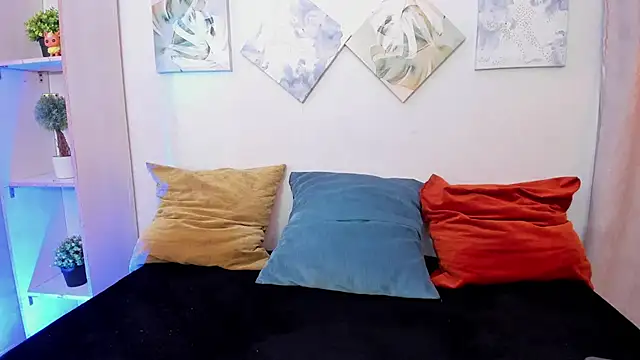 Snapshot of iiangel_ chatting on 31, 10, 2025 iiangel online show from 31, 10, 2025