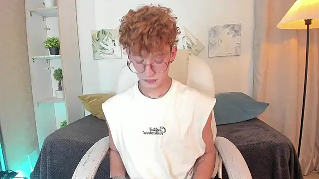 Snapshot of iiangel_ chatting on 5, 11, 2025 iiangel online show from 5, 11, 2025