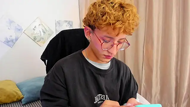 Snapshot of iiangel_ chatting on 3, 2, 2026 iiangel online show from 3, 2, 2026