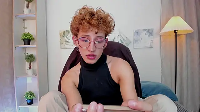 Snapshot of iiangel_ chatting on 6, 2, 2026 iiangel online show from 6, 2, 2026