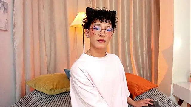 Snapshot of iiangel_ chatting on 24, 2, 2026 iiangel online show from 24, 2, 2026