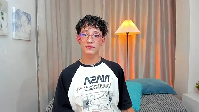 Snapshot of iiangel_ chatting on 25, 2, 2026 iiangel online show from 25, 2, 2026