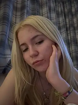 Blondie Sofia Essexbabe online show from 8, 3, 2025