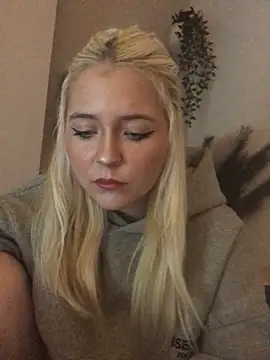 Blondie Sofia Essexbabe online show from 20, 10, 2025