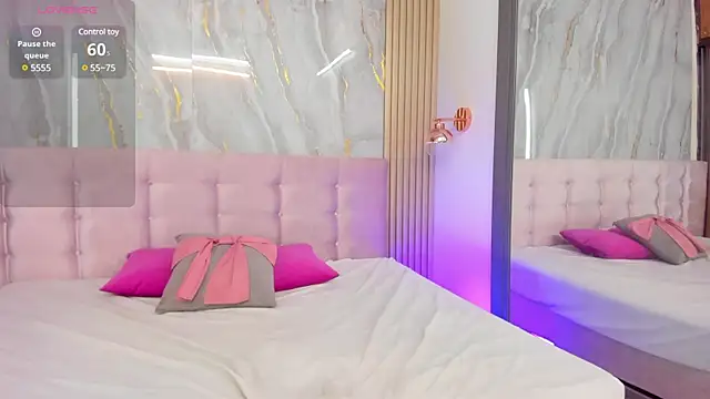 Snapshot of SalomeeHills chatting on 20, 3, 2025 SalomeeHills online show from 20, 3, 2025