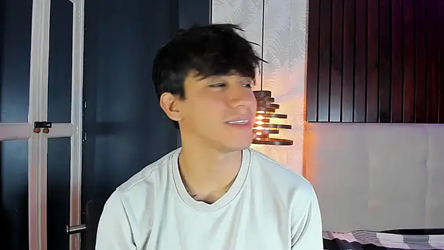 Allex Cano online show from 9, 2, 2026