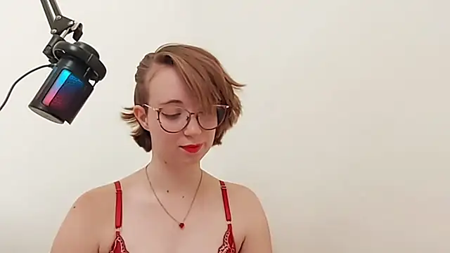 Elise Nyx online show from 2, 10, 2025