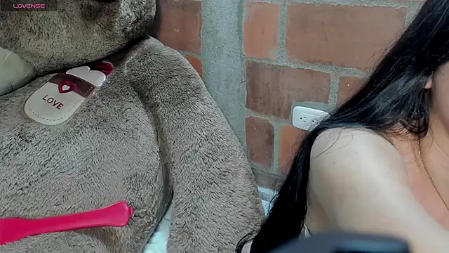 Snapshot of brii69 chatting on 6, 3, 2025 brii69 online show from 6, 3, 2025