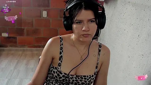 Snapshot of brii69 chatting on 10, 3, 2025 brii69 online show from 10, 3, 2025