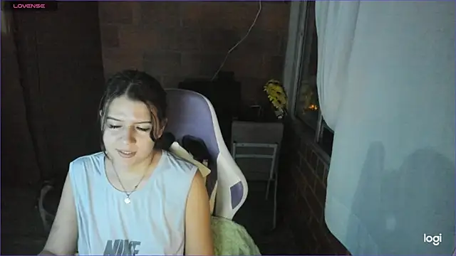 Snapshot of brii69 chatting on 9, 9, 2025 brii69 online show from 9, 9, 2025