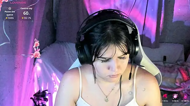 Snapshot of brii69 chatting on 15, 10, 2025 brii69 online show from 15, 10, 2025