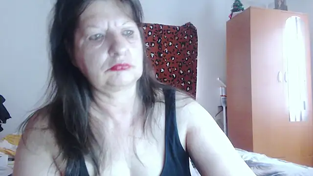 ExtasyMature online show from 6, 8, 2026